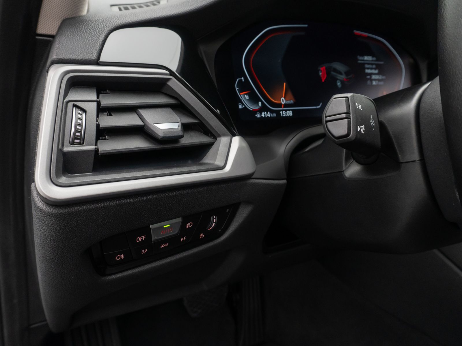 BMW 320i Sport - Samsaru's Car Outlet