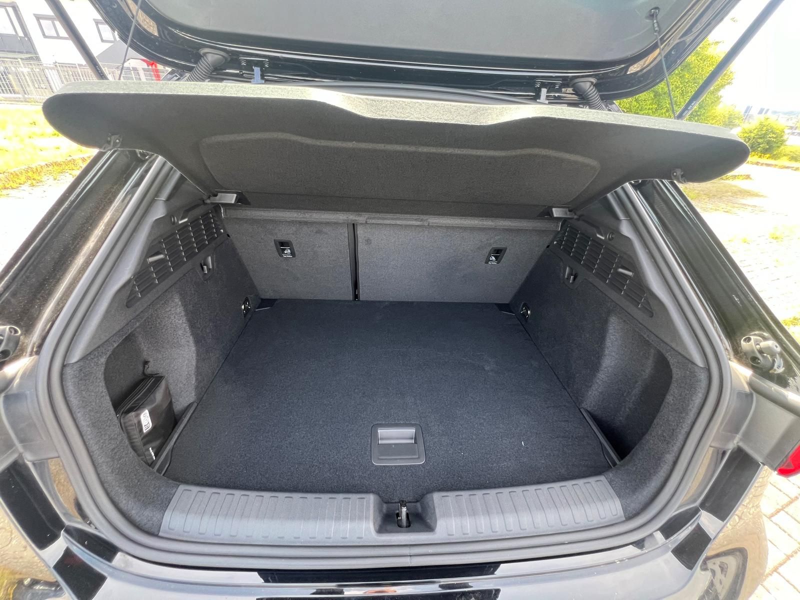 Audi A3 30 TFSI - Samsaru's Car Outlet