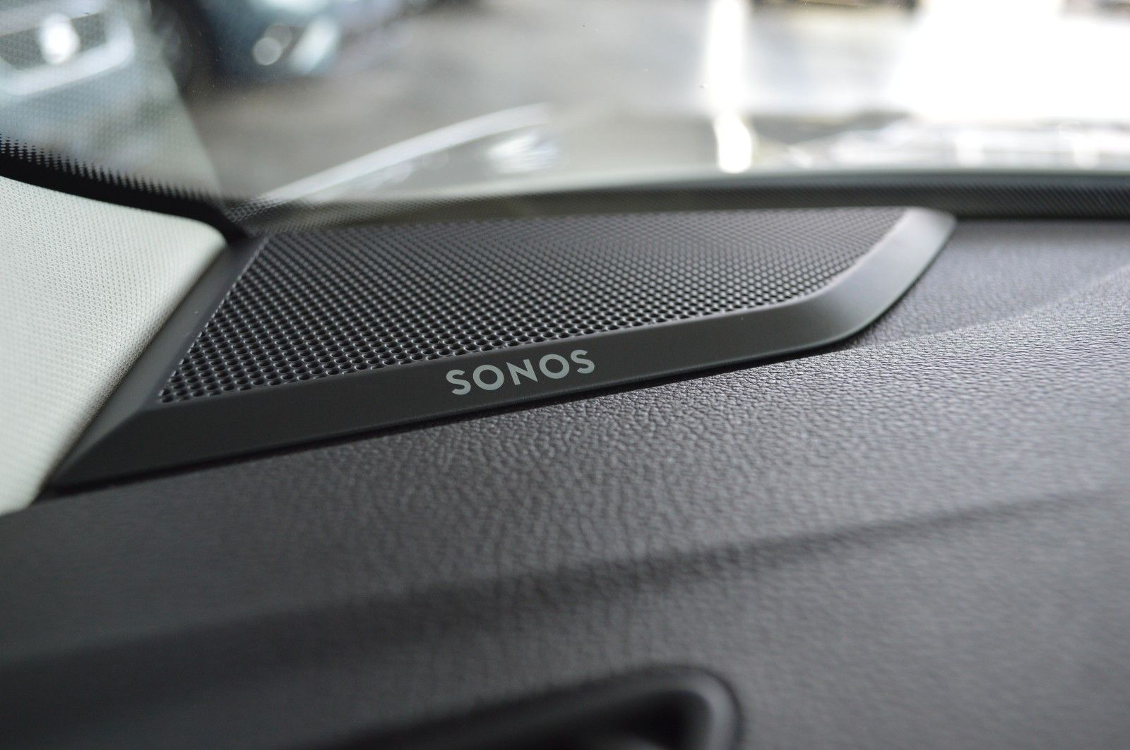Audi Q3 35 TDI quattro - Samsaru's Car Outlet