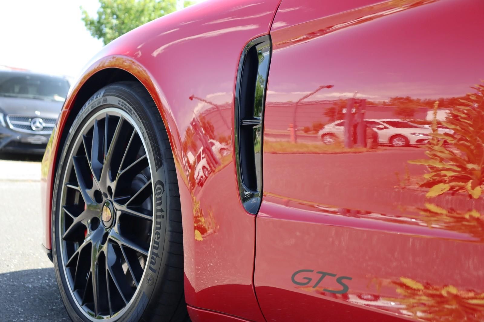 Porsche Panamera GTS Sport Turismo +SPORT-DESIGN+STANDHE