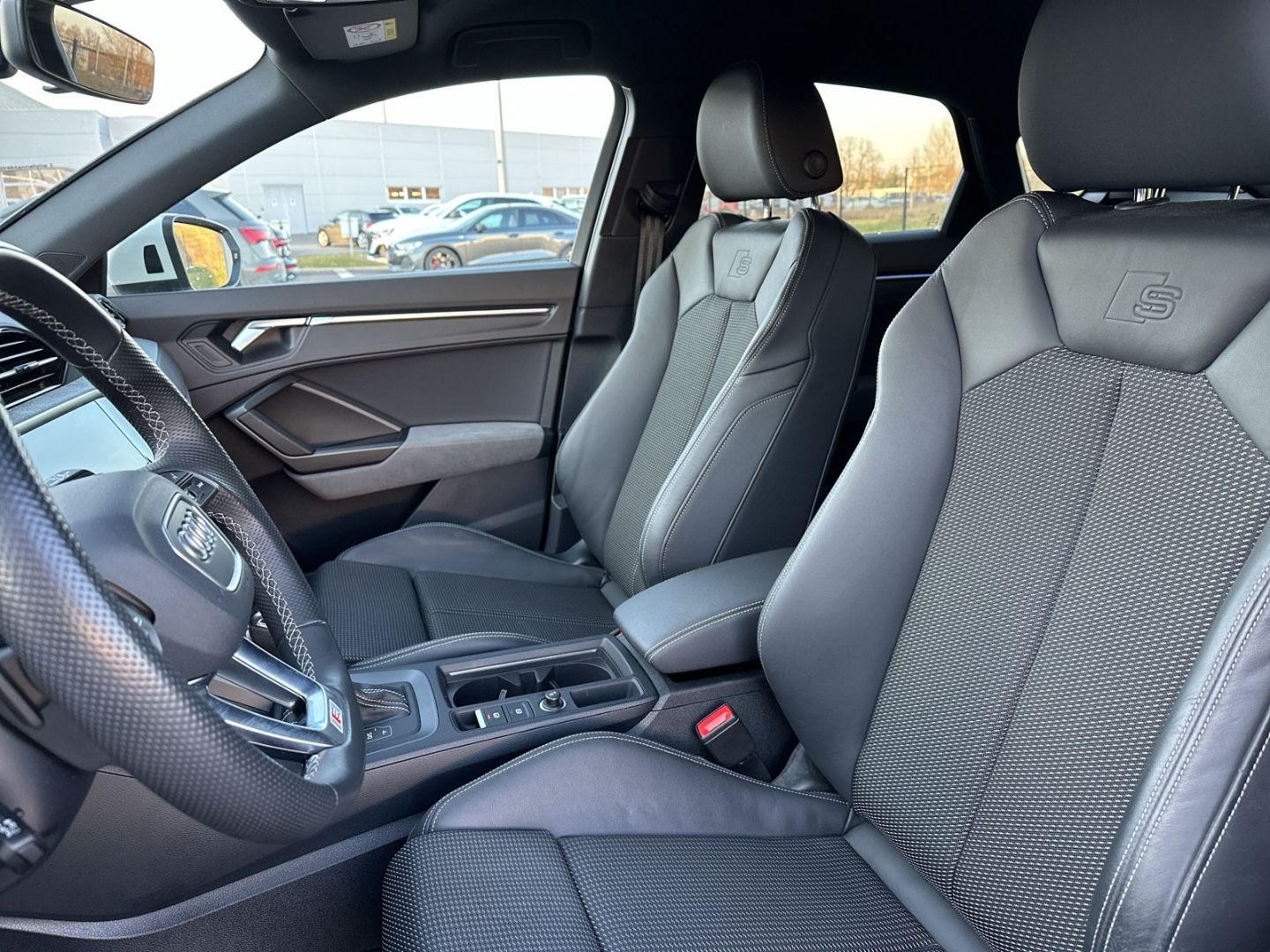 Audi Q3 Sportback 45 TFSI quattro S line - Samsaru's Car Outlet