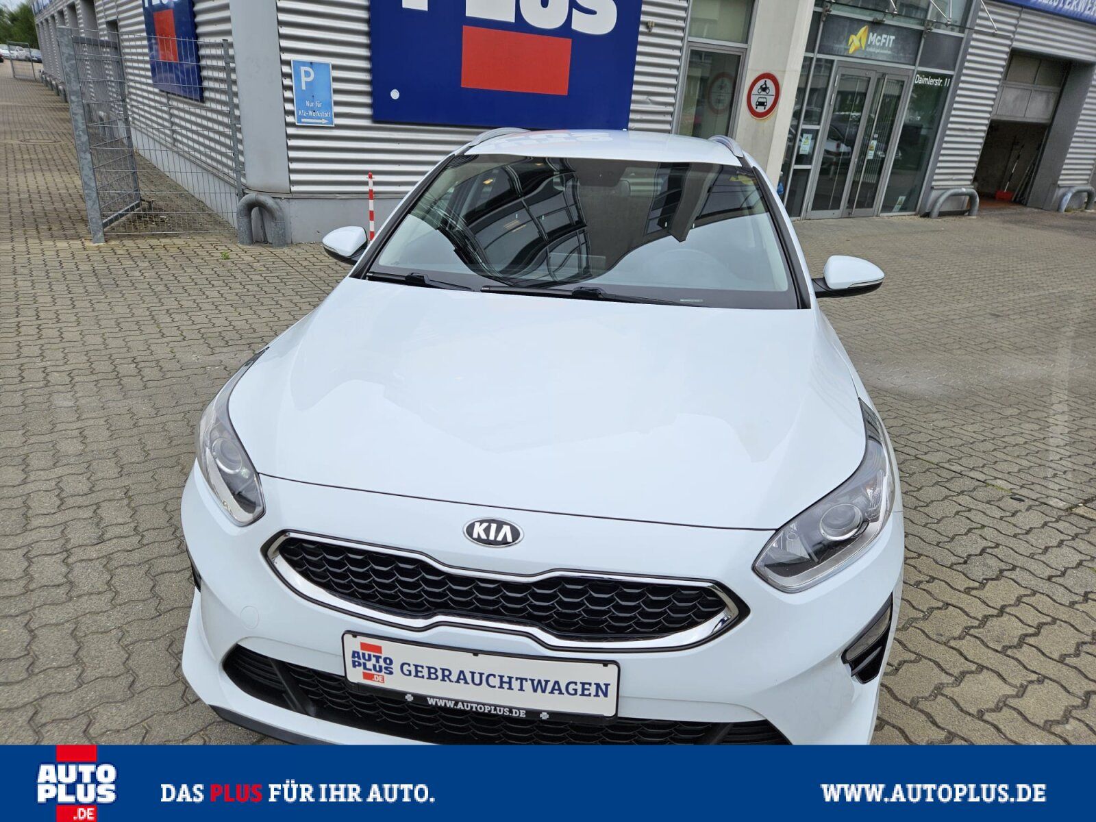 Kia Ceed SW 1.4 Attract - Samsaru's Car Outlet