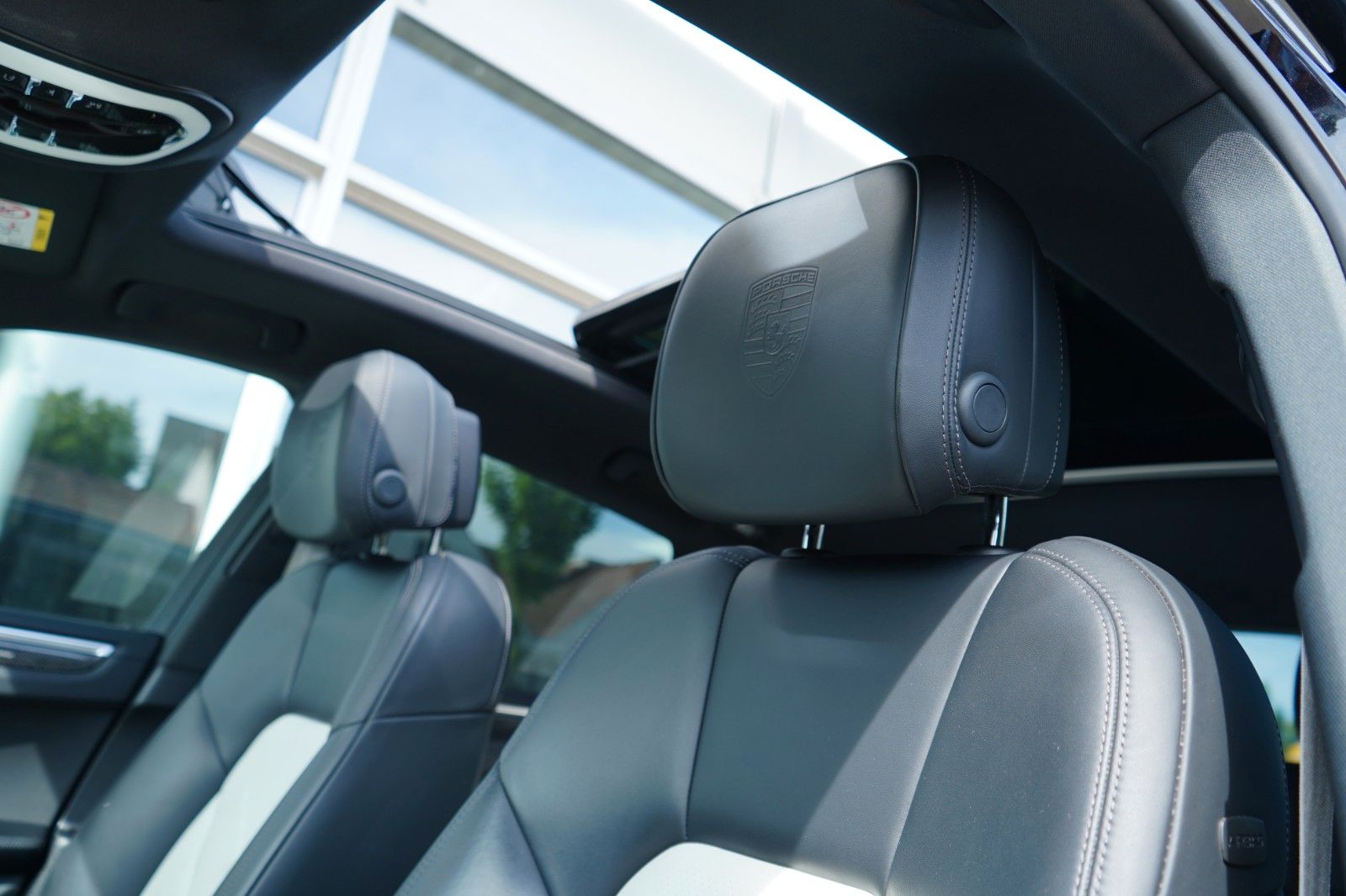 Porsche Macan S - Samsaru's Car Outlet