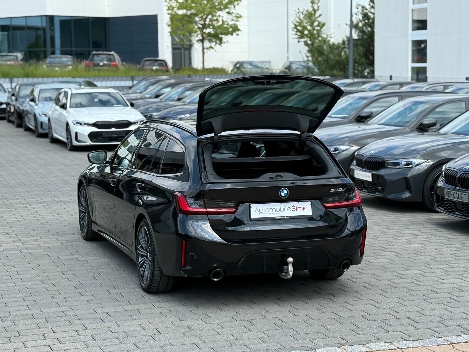 BMW 320d D M Sport AHK HuD 360° hifi ACC