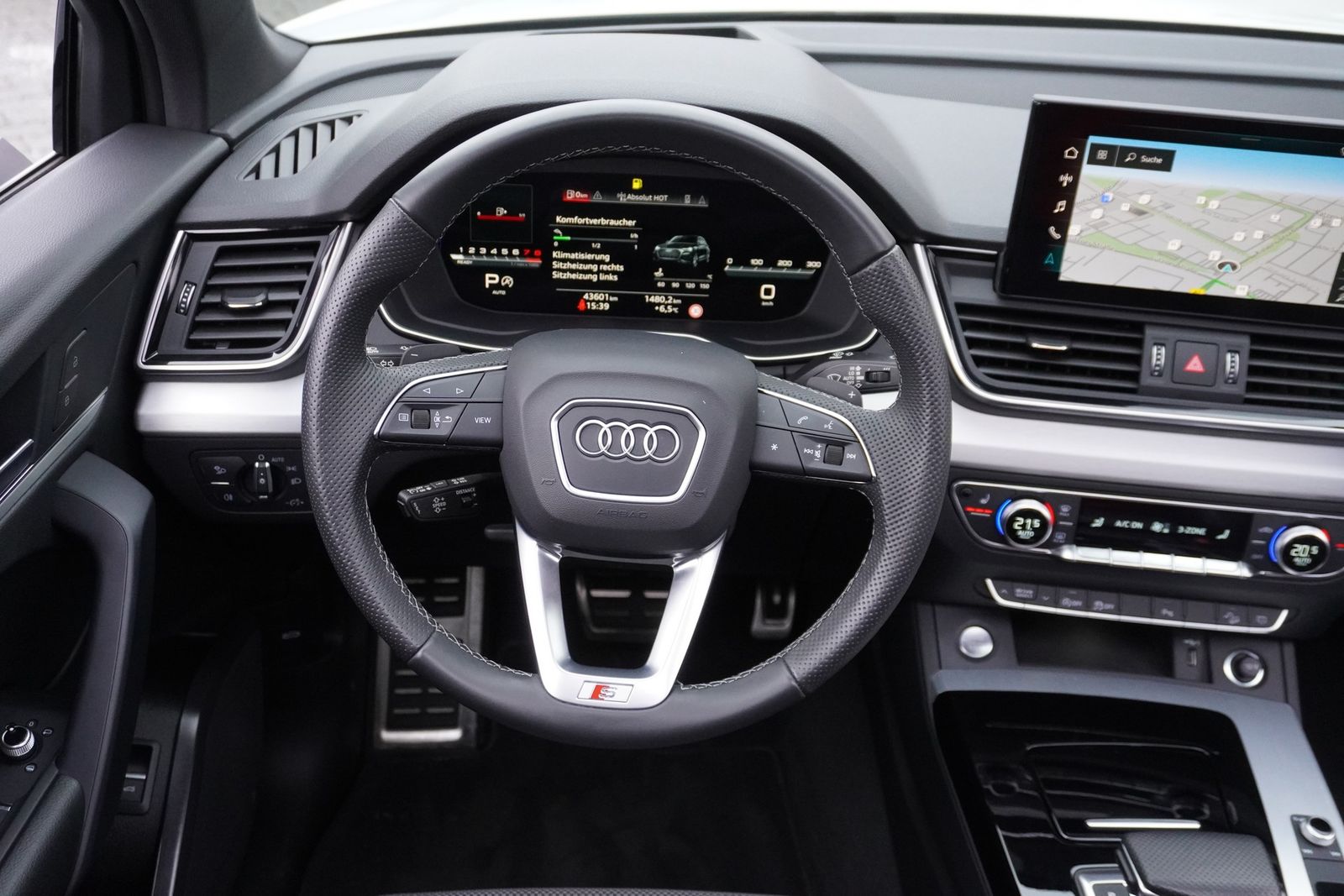 Audi Q5 Sportback S-Line 45 TFSI quattro s-tronic - Samsaru's Car Outlet