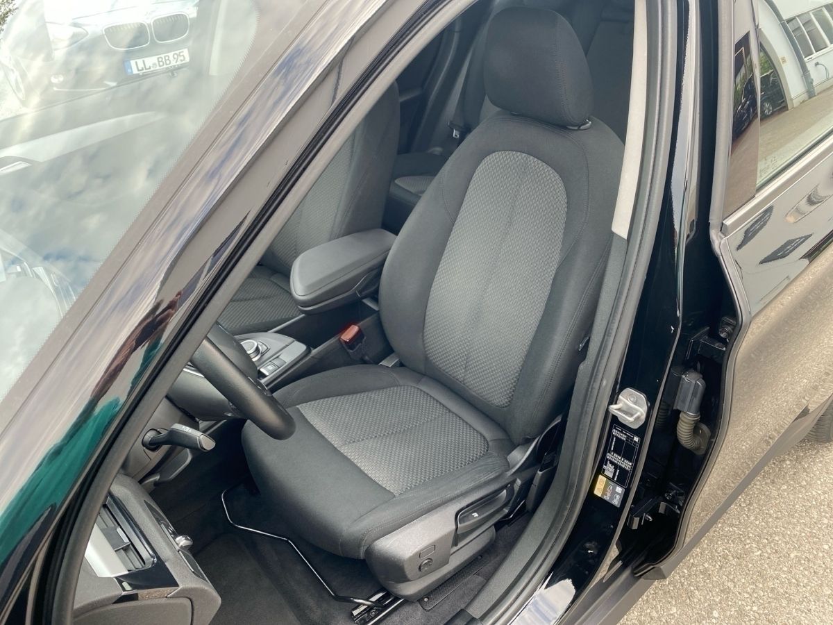 BMW X1 xDrive25e Advantage - Samsaru's Car Outlet