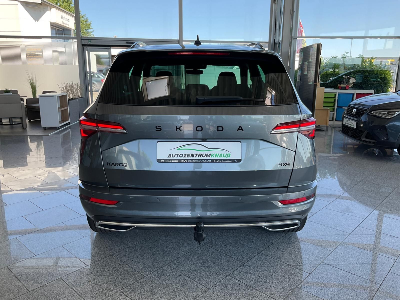 Skoda Karoq 2.0TSI Sportline 4x4 5JGarantie AHK StHz P