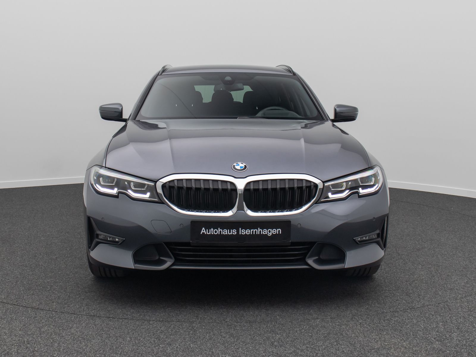 BMW 320d Sport Line - Samsaru's Car Outlet