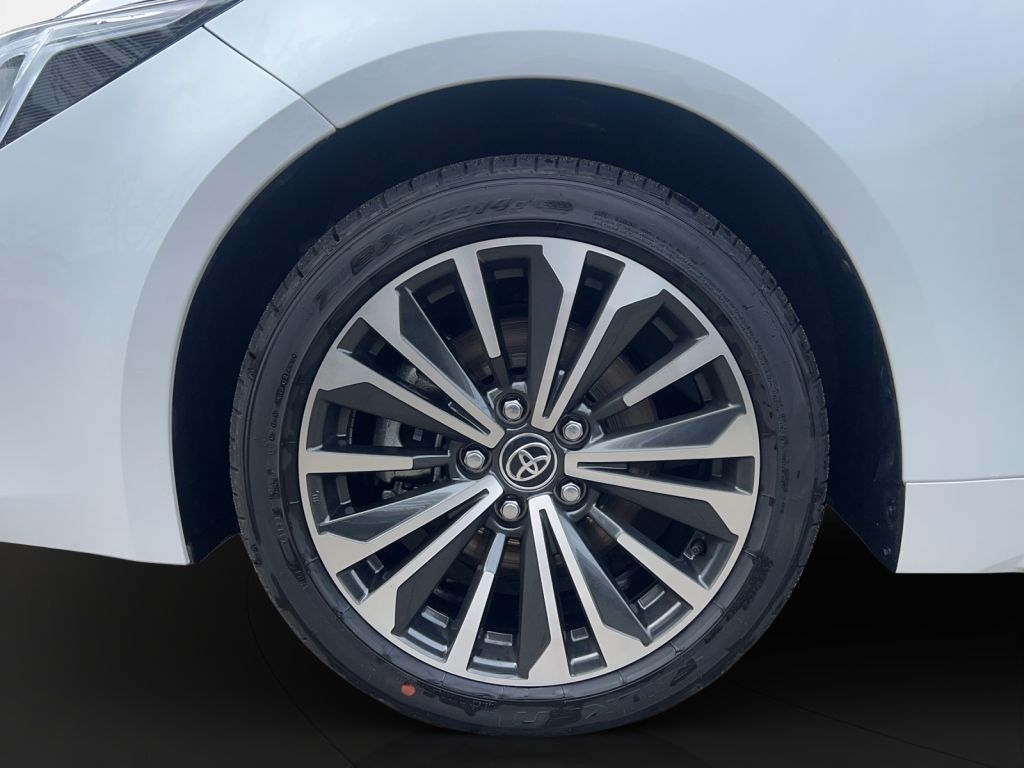 Toyota Corolla 2.0 Hybrid Touring Sports - Samsaru's Car Outlet