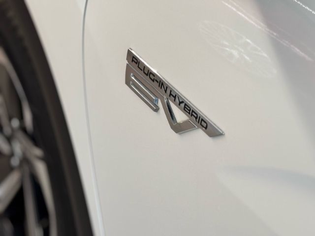 Mitsubishi Eclipse Cross Mitsubishi Plug-In Hybrid Plus MJ2