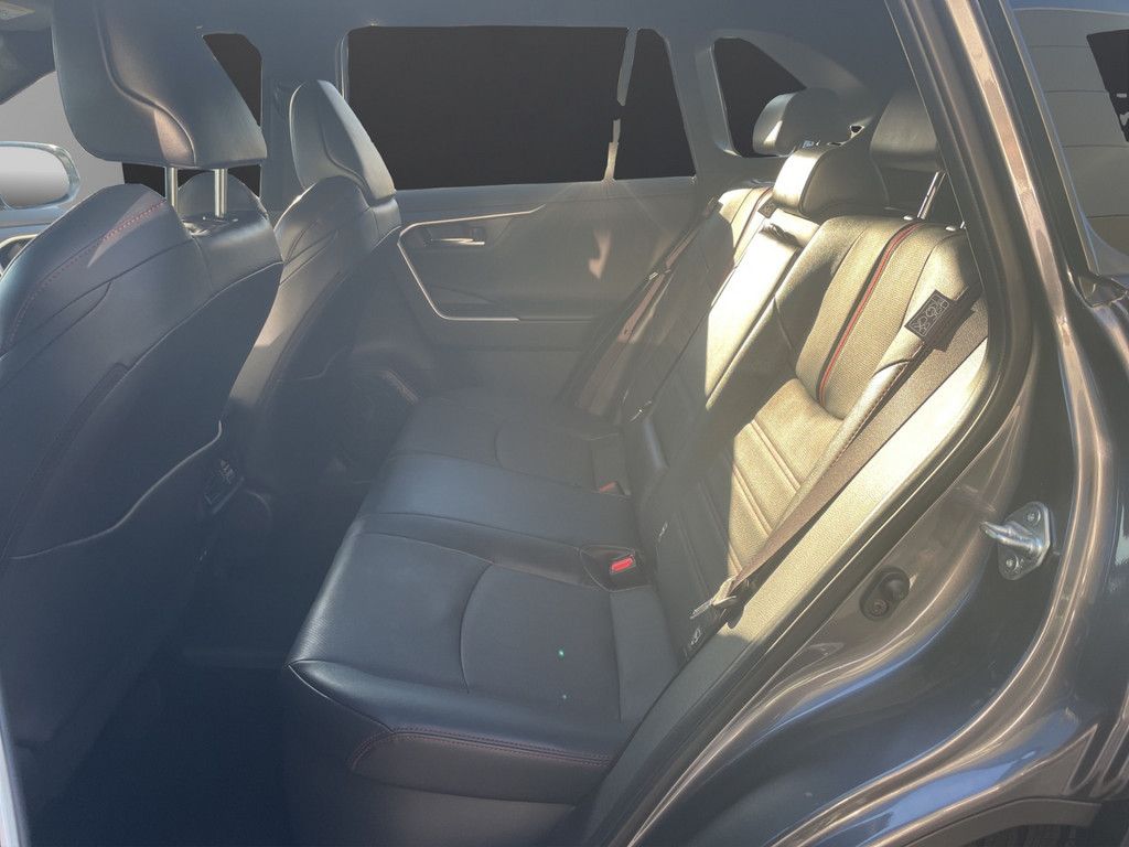 Toyota RAV4 2.5 VVT-i Plug-in - Samsaru's Car Outlet