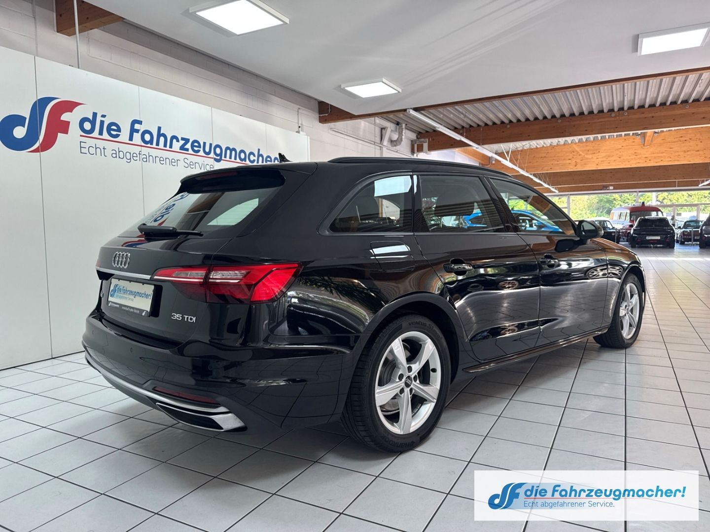 Audi A4 Avant 35 TDI advanced - Samsaru's Car Outlet