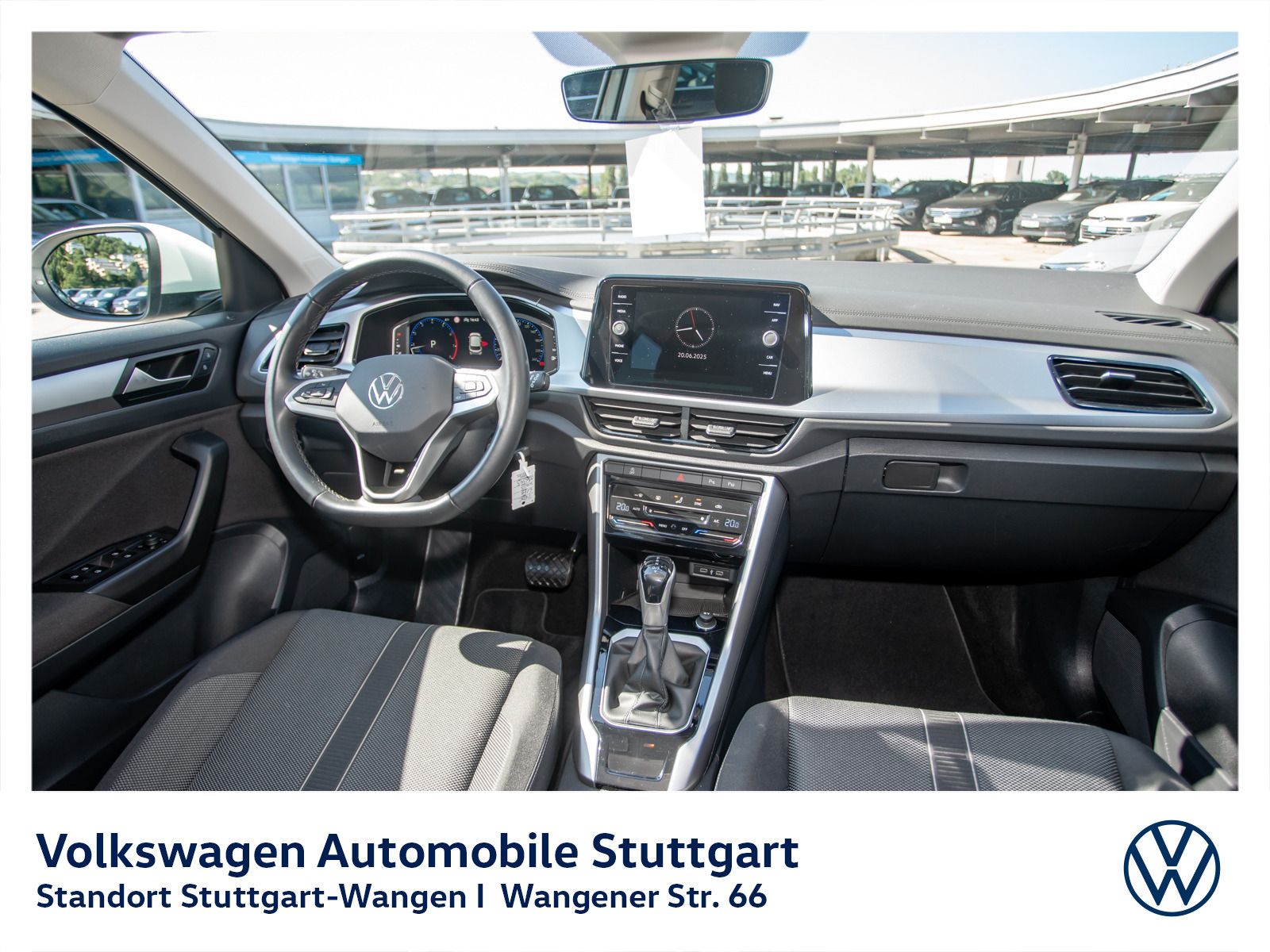 Volkswagen T-Roc Life 1.5 TSI DSG - Samsaru's Car Outlet