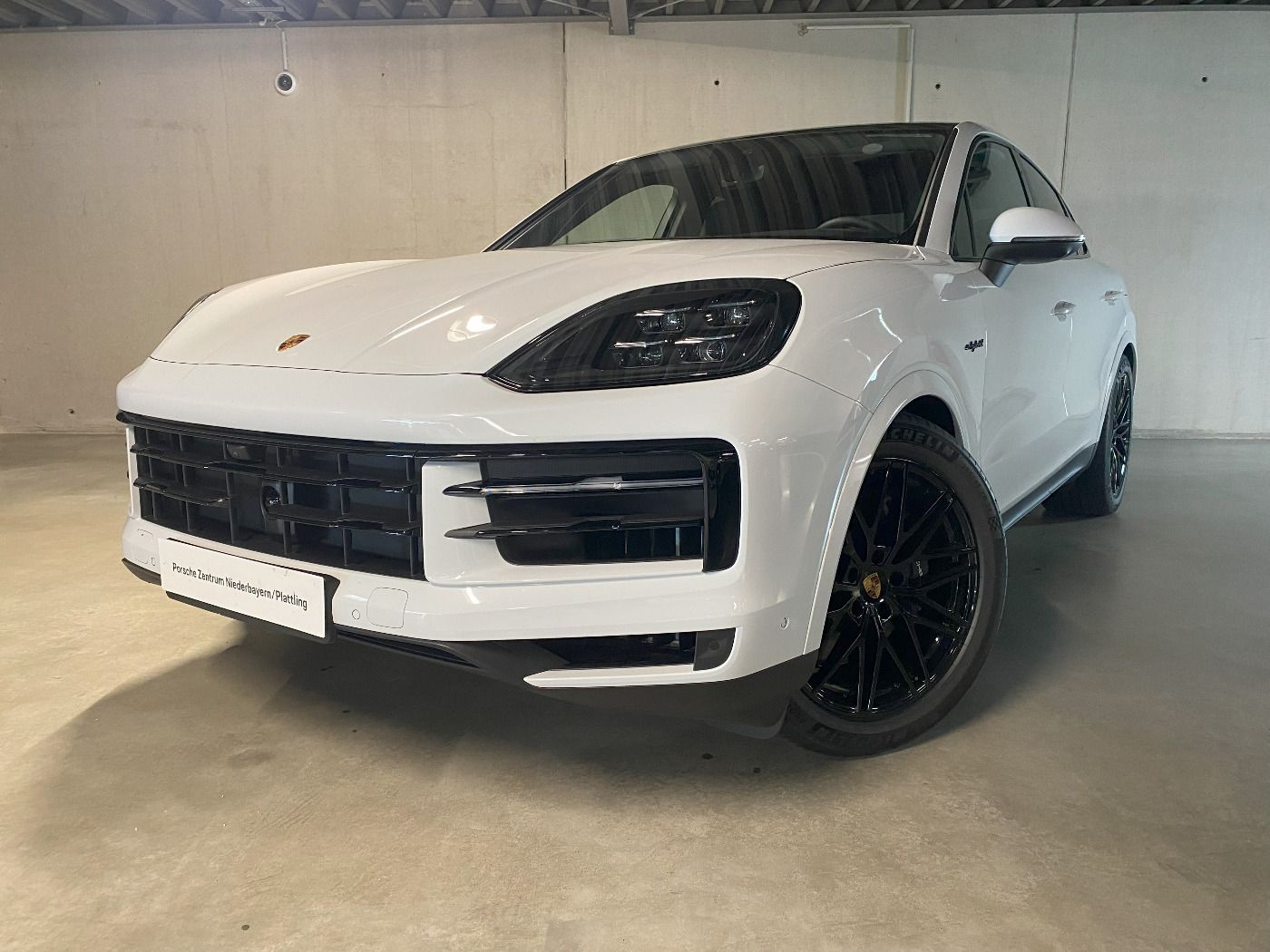 Porsche Cayenne E-Hybrid Coupe | Sportabgas | Panorama |
