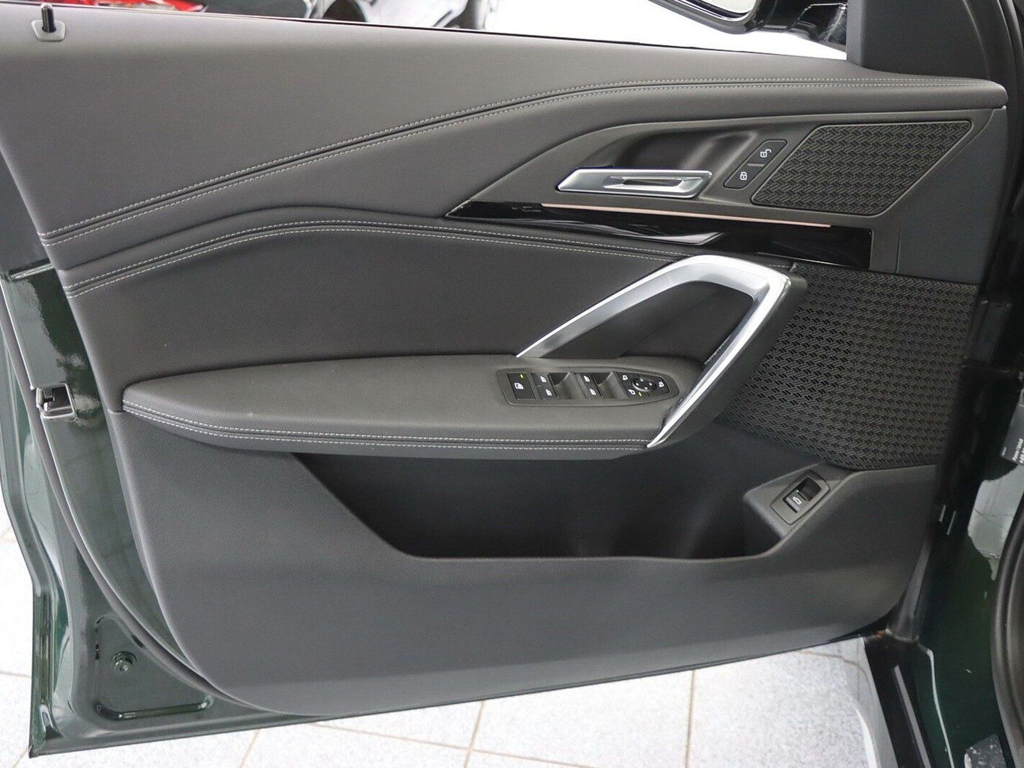BMW X1 xDrive23d X-line - Samsaru's Car Outlet