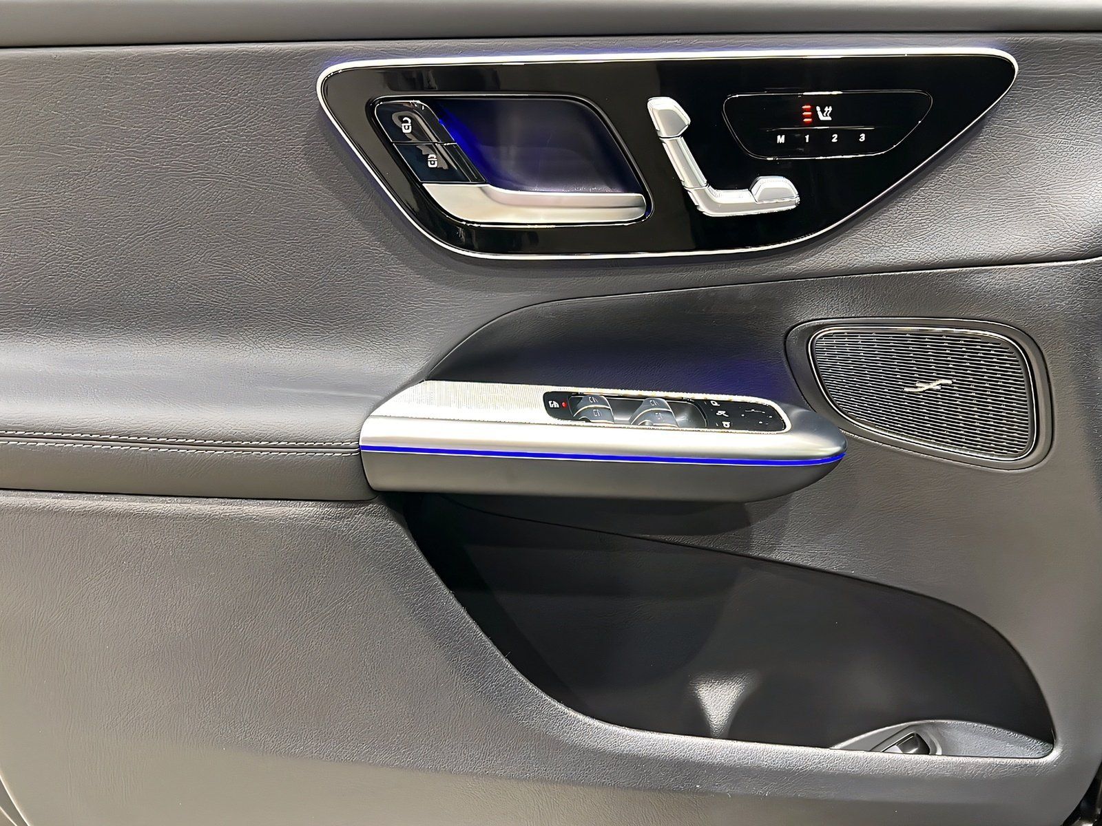 Mercedes-Benz GLC 450d 4MATIC AMG+NIGHT+DIGI+Ambi+Pano+AHK+360