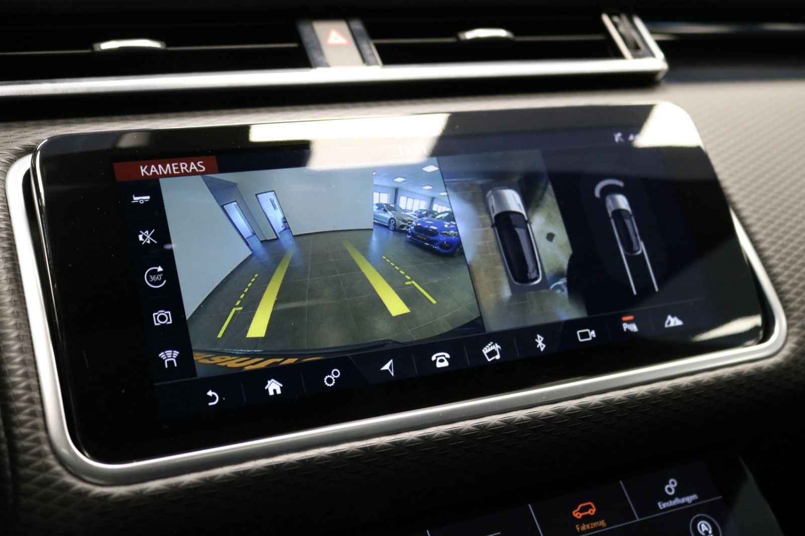 Range Rover Velar R-Dynamic - Samsaru's Car Outlet