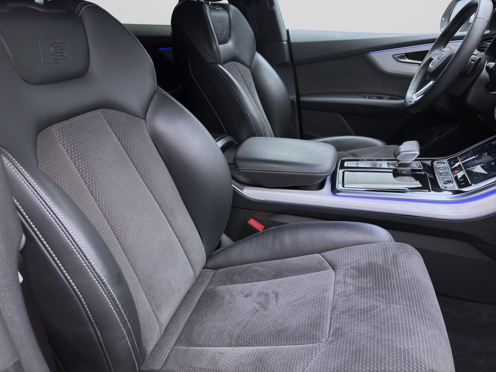 Audi Q8 50 TDI Q S LINE NAVI eKLAPPE STDHZG LM23
