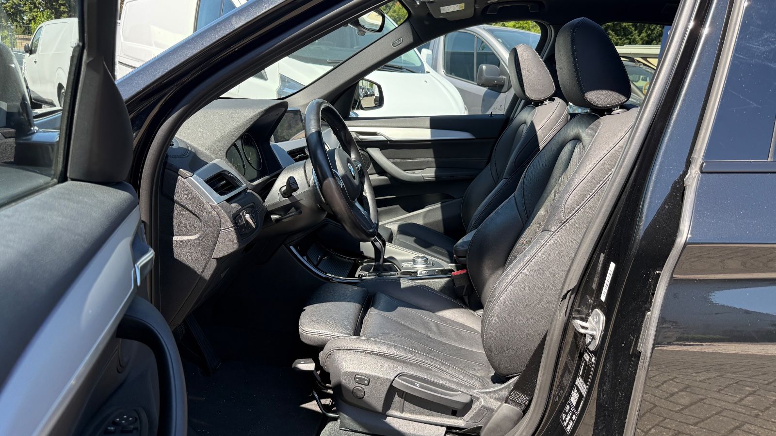 BMW X1 xDrive 20 d M Sport - Samsaru's Car Outlet