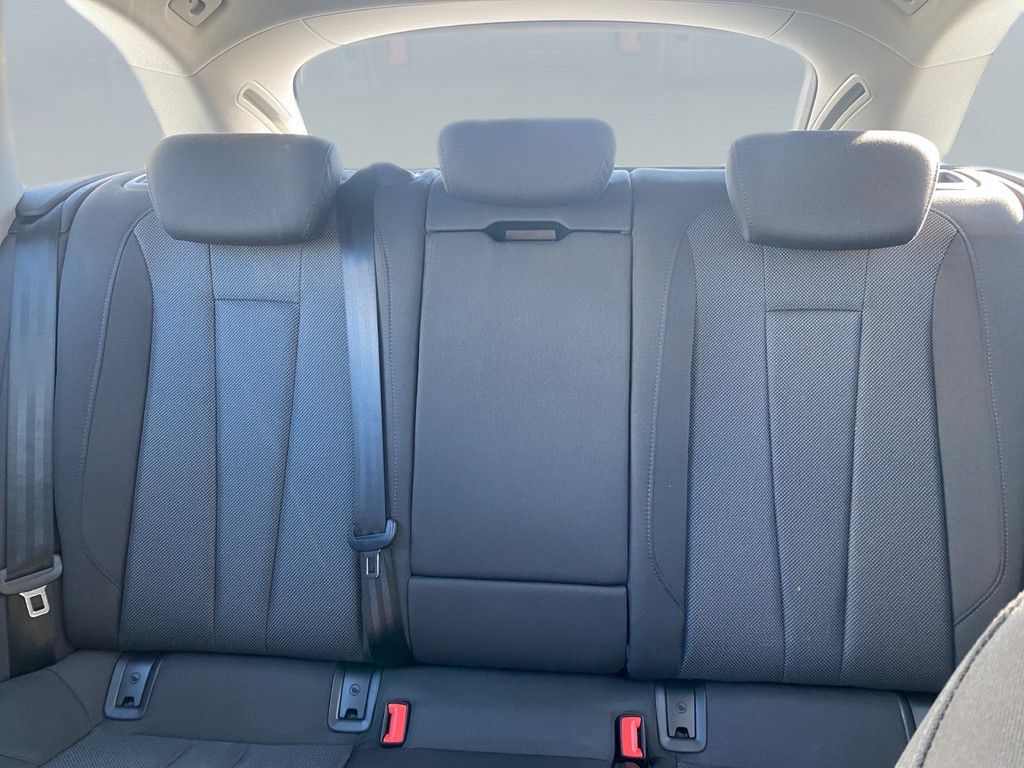 Audi A4 Avant 35 TDI - Samsaru's Car Outlet