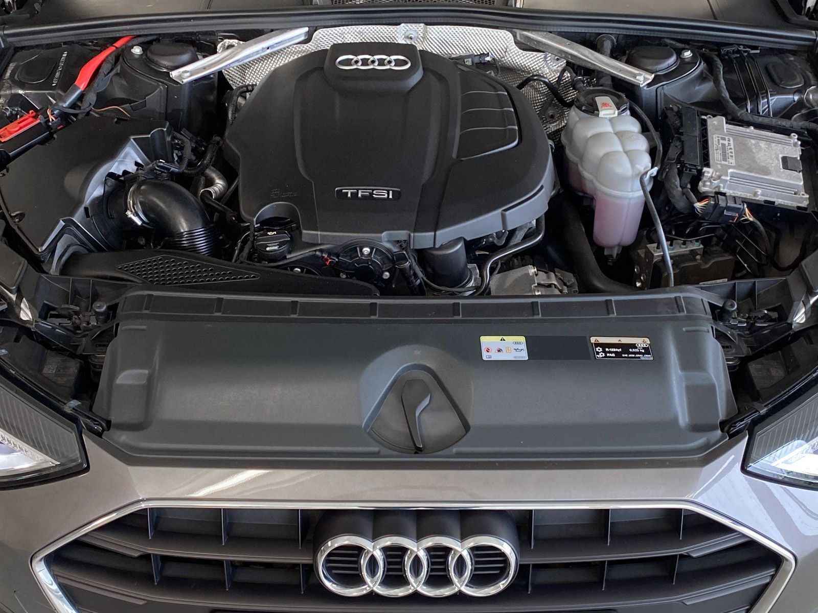 Audi A4 Avant 35 TFSI S tronic - Samsaru's Car Outlet