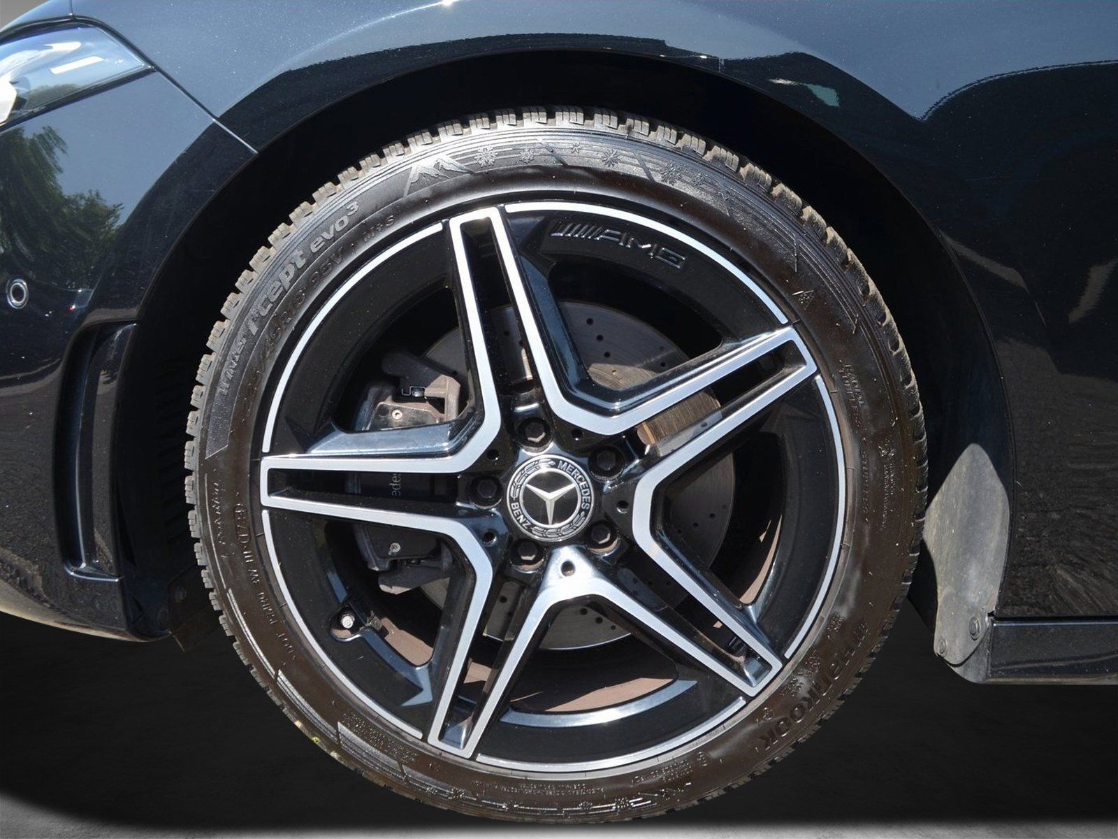 Mercedes-Benz 4MATIC Kompaktlim - Samsaru's Car Outlet