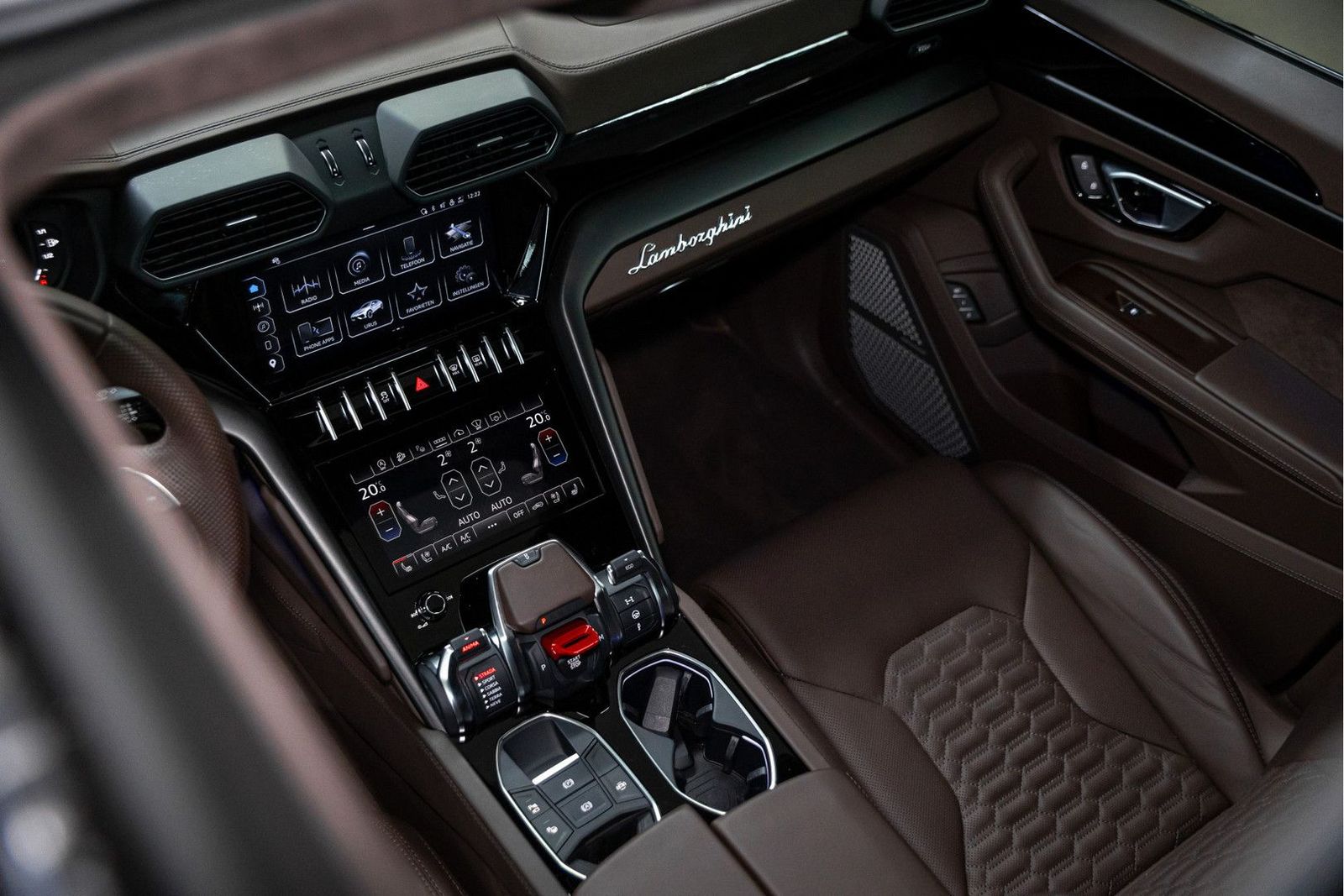 Lamborghini Urus S - Samsaru's Car Outlet