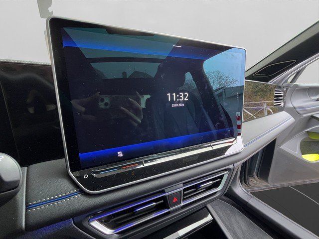 Volkswagen Tiguan 1.5 eHybrid DSG R-Line *HUD*AHK*PANO*SZH*