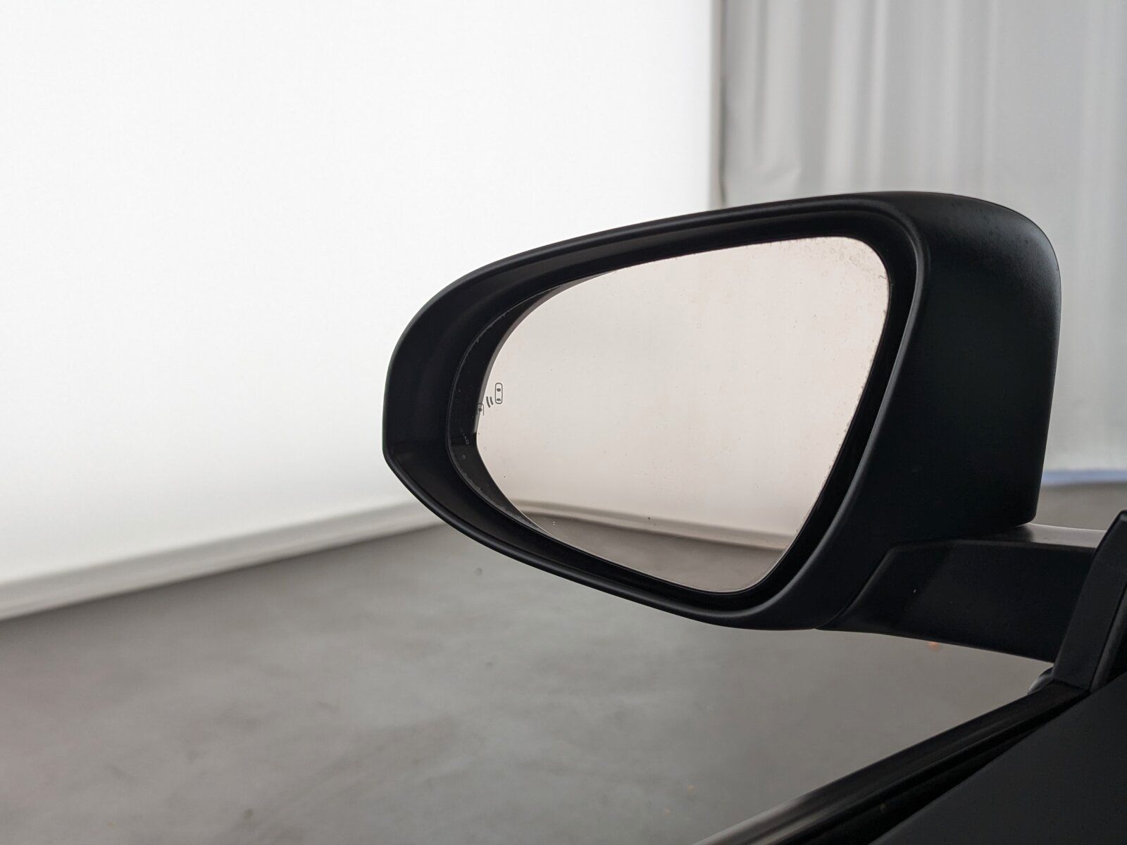 Toyota C-HR 1.8 Hybrid Club - Samsaru's Car Outlet
