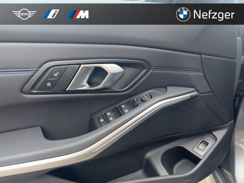 BMW 330 d xDrive Touring M Sport Park-Assistent HiFi