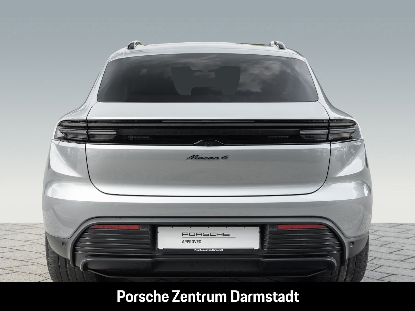 Porsche Macan 4 - Samsaru's Car Outlet