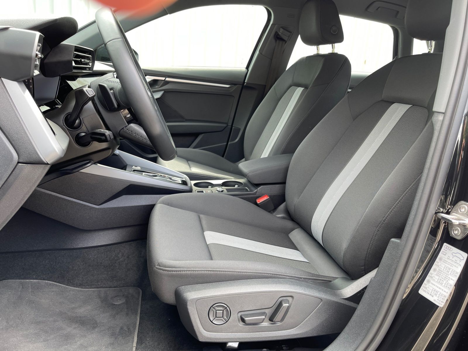 Audi A3 Sportback 35 TDI advanced - Samsaru's Car Outlet