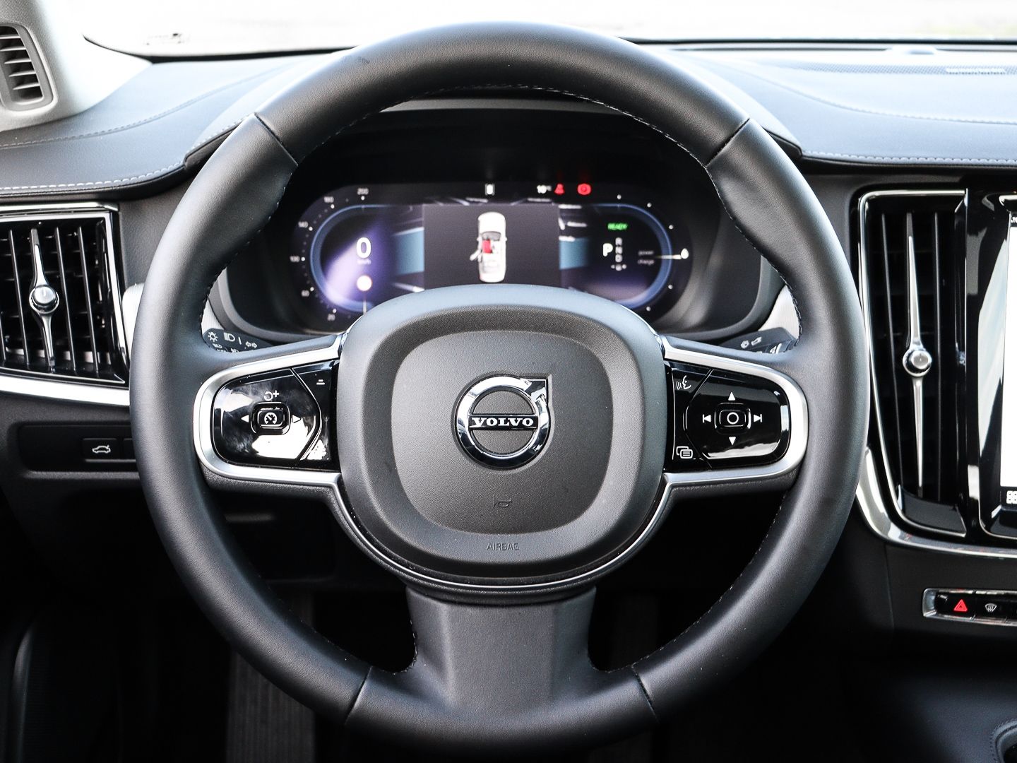 Volvo S90 Plus Dark Recharge Plug-In Hybrid AWD StandH