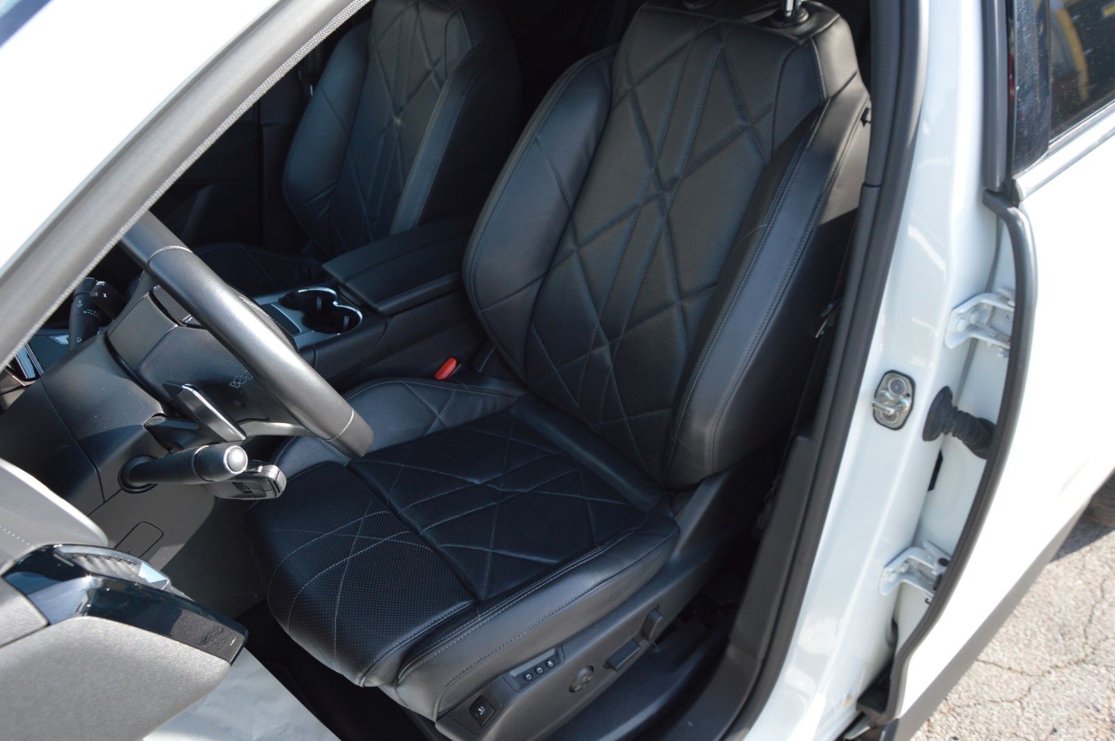 DS Automobiles DS 7 E-Tense 4x4 Rivoli"MASSAGE"KAMERA"LEDER"AHK