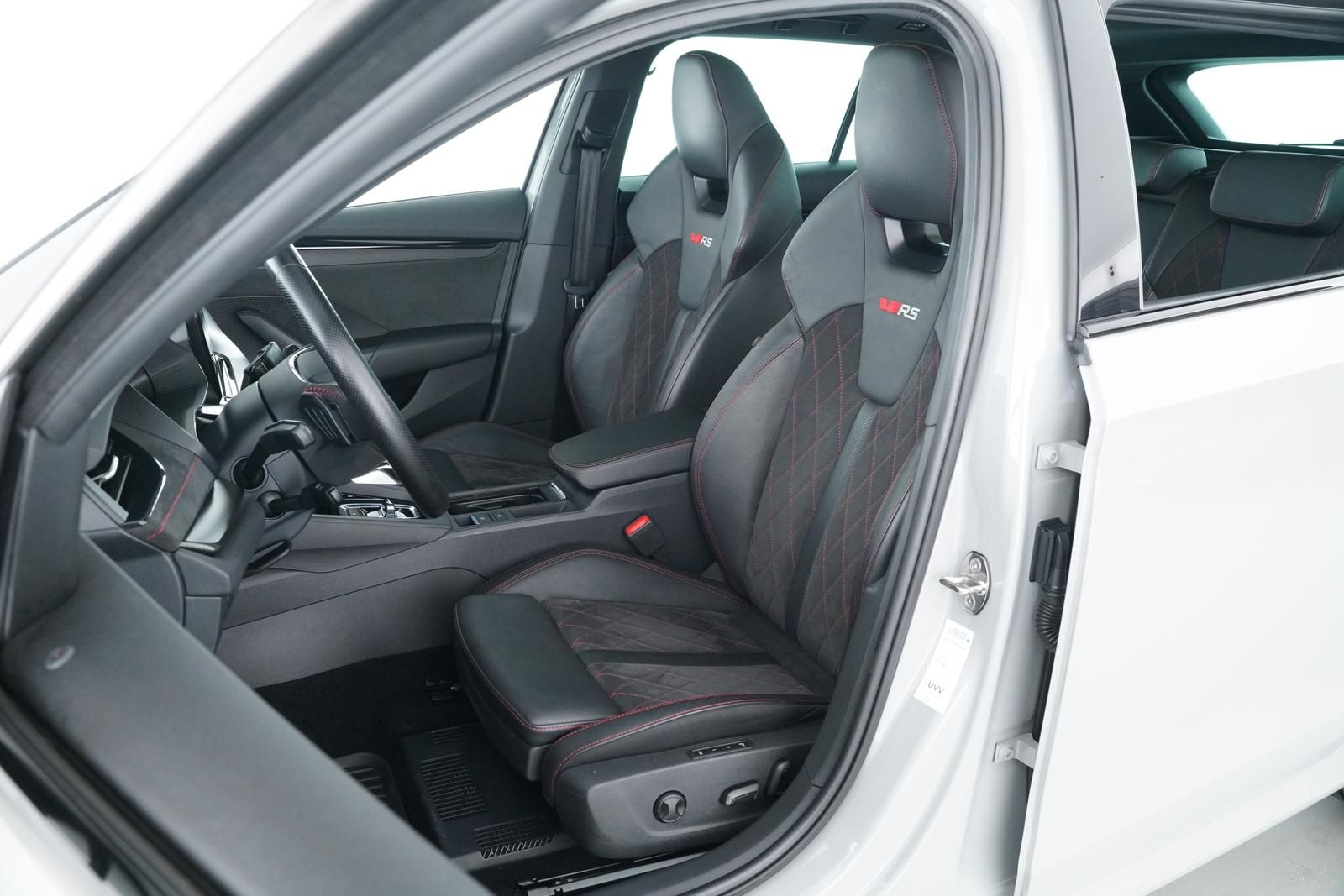 Skoda OCTAVIA RS FIRST EDITION iV DSG PANORAMADACH uvm