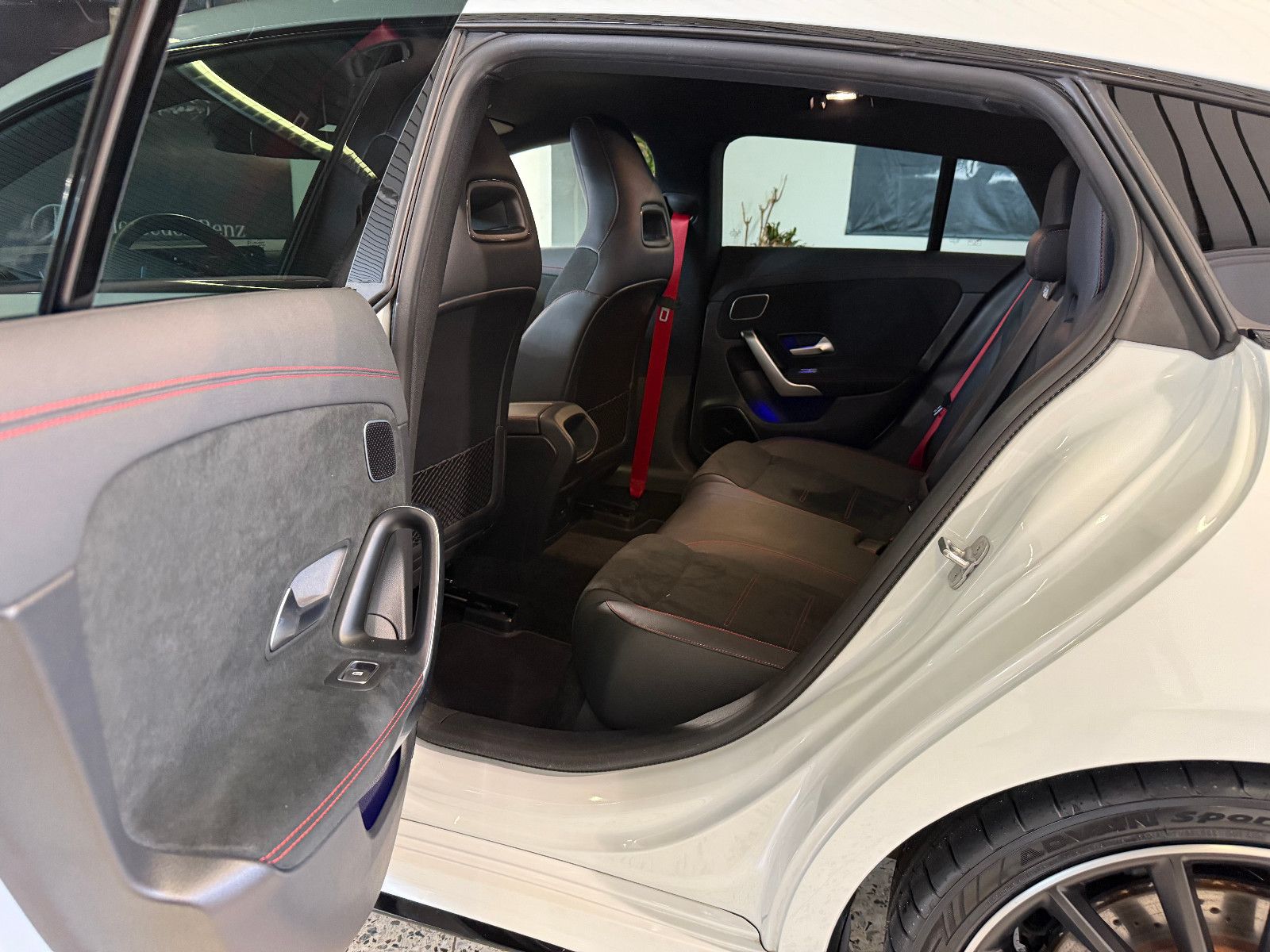 Mercedes-Benz CLA 35 4MATIC AMG - Samsaru's Car Outlet