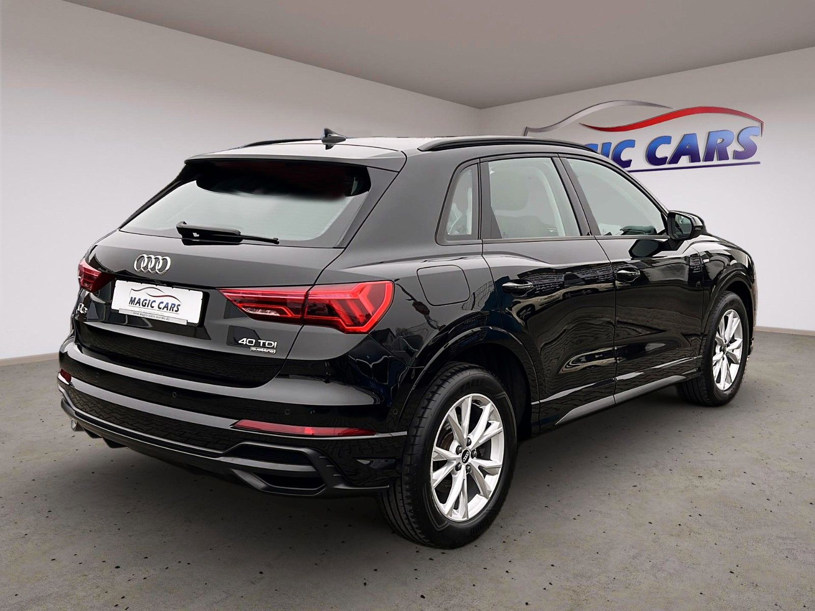 Audi Q3 40 TDI quattro S line - Samsaru's Car Outlet