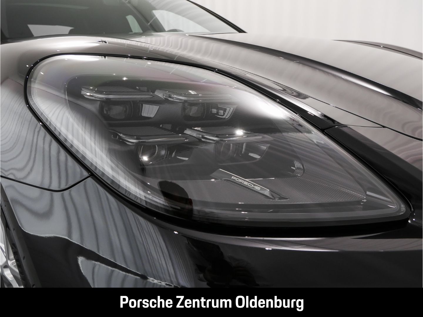 Porsche Panamera HD-Matrix HeadUp InnoDrive Sportabgas