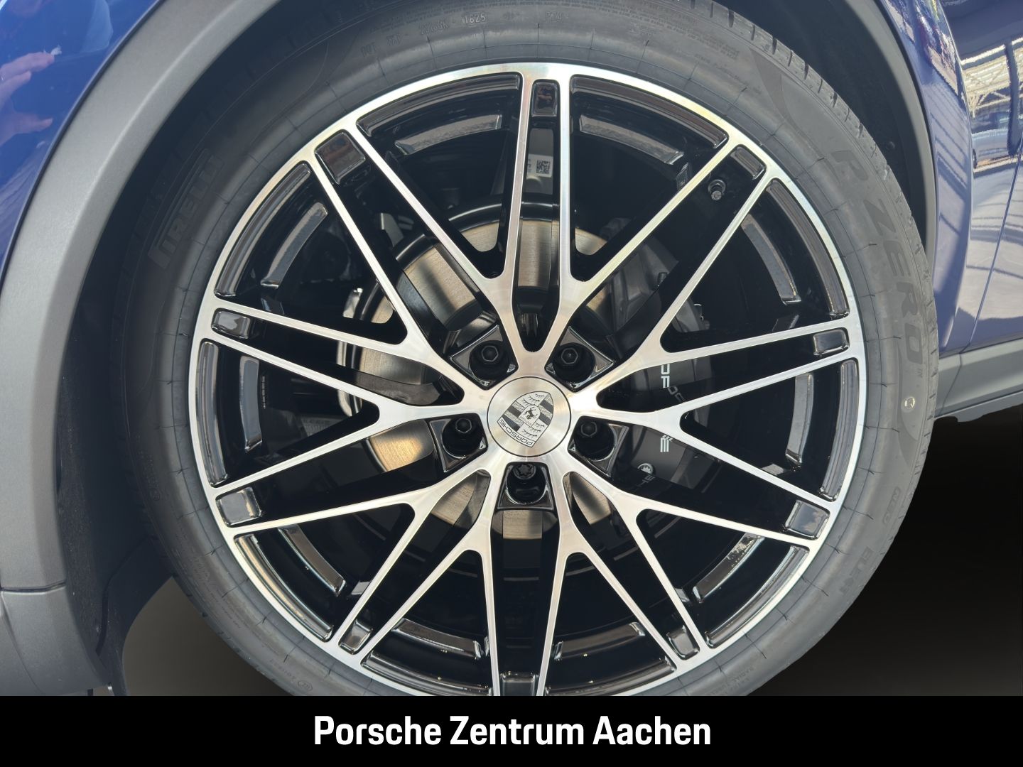 Porsche Macan 4 BOSE Panorama Rückfahrkamera Luftfederun