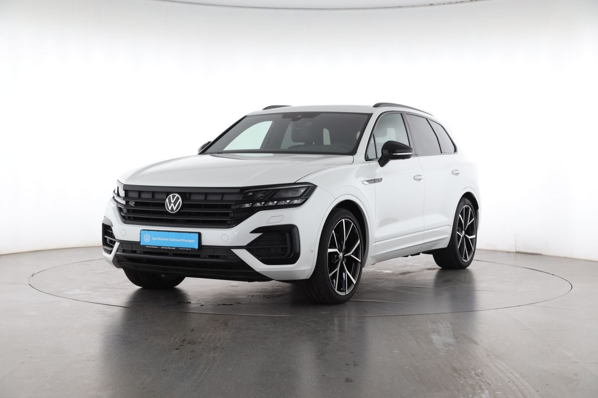 Volkswagen Touareg 3.0 TDI 4MOTION R-Line Black - Samsaru's Car Outlet