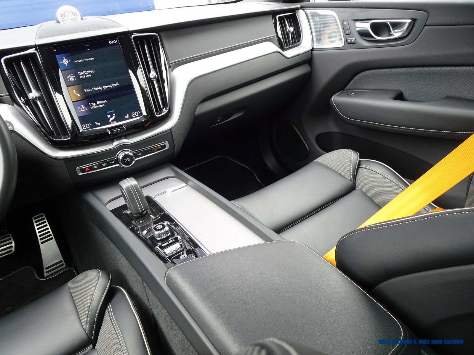 Volvo KEIN 180km/h XC60 T8 AWD Polestar Engineered