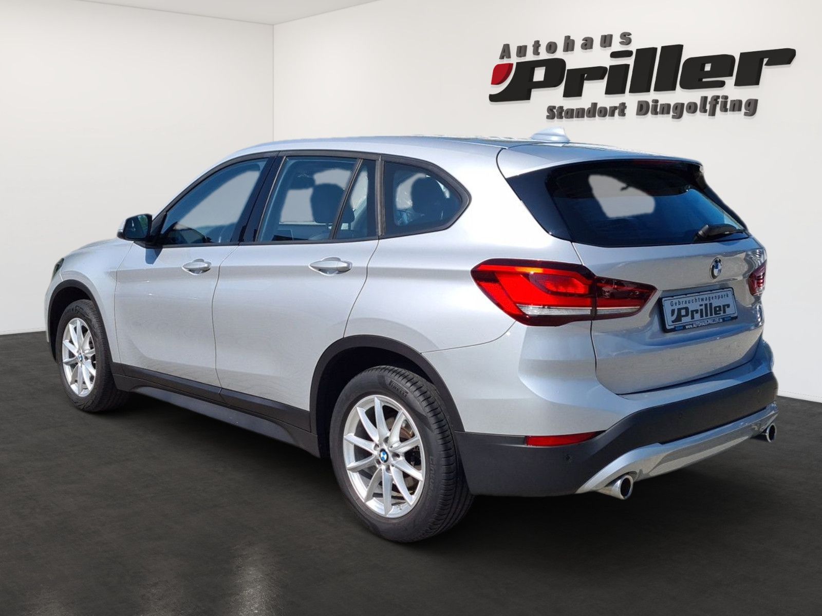 BMW X1 18d xDrive Business - Samsaru's Car Outlet