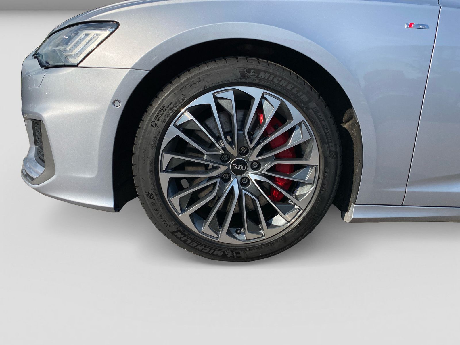 Audi A6 Avant 55 TFSI e quattro S tronic - Samsaru's Car Outlet