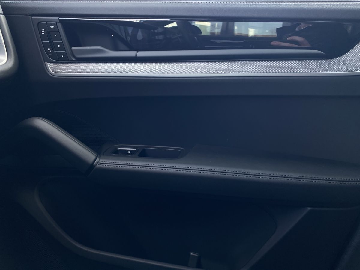 Porsche Cayenne E-Hybrid |Luftfederung |Sportabgasanlage