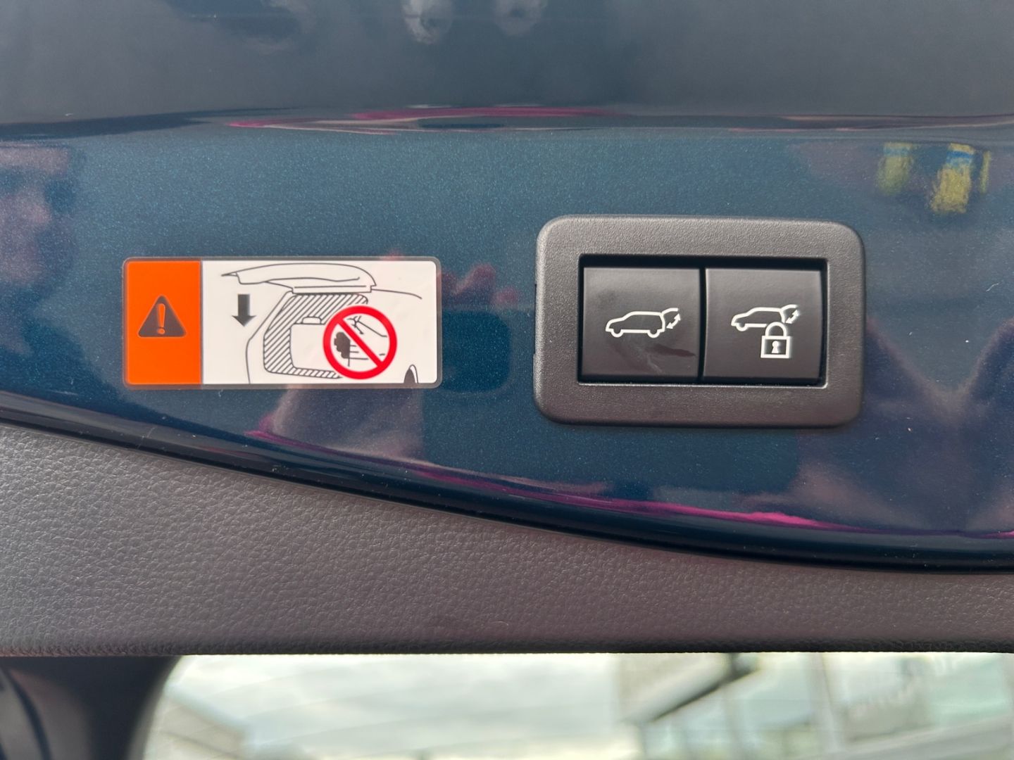 Toyota C-HR 1.8 Hybrid Team D *LED*ACC*CAM*el Heck*SHZ*