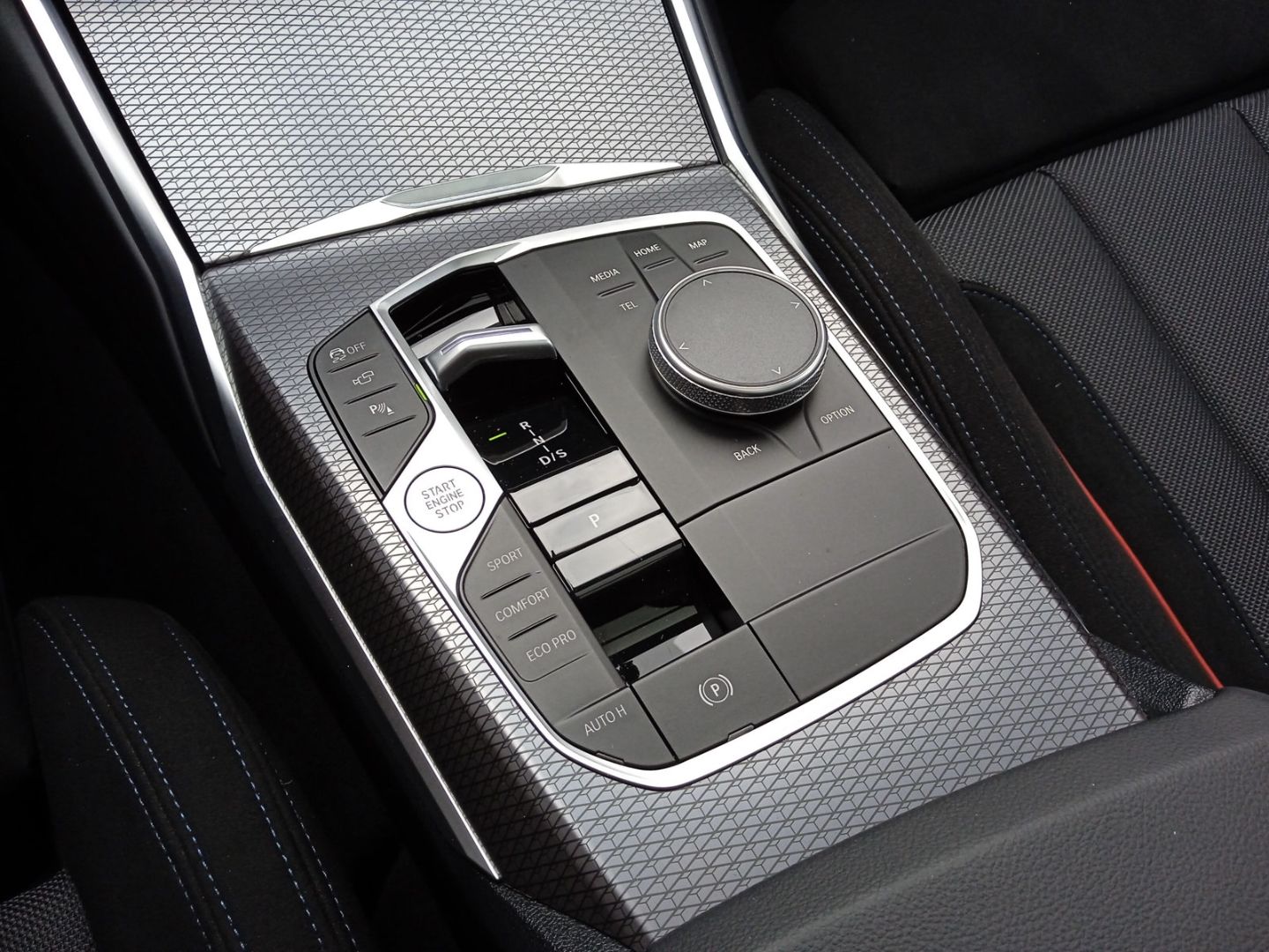 BMW 320 d xDrive Tour. MSport*DAB*LED*HiFi*Park-Assi
