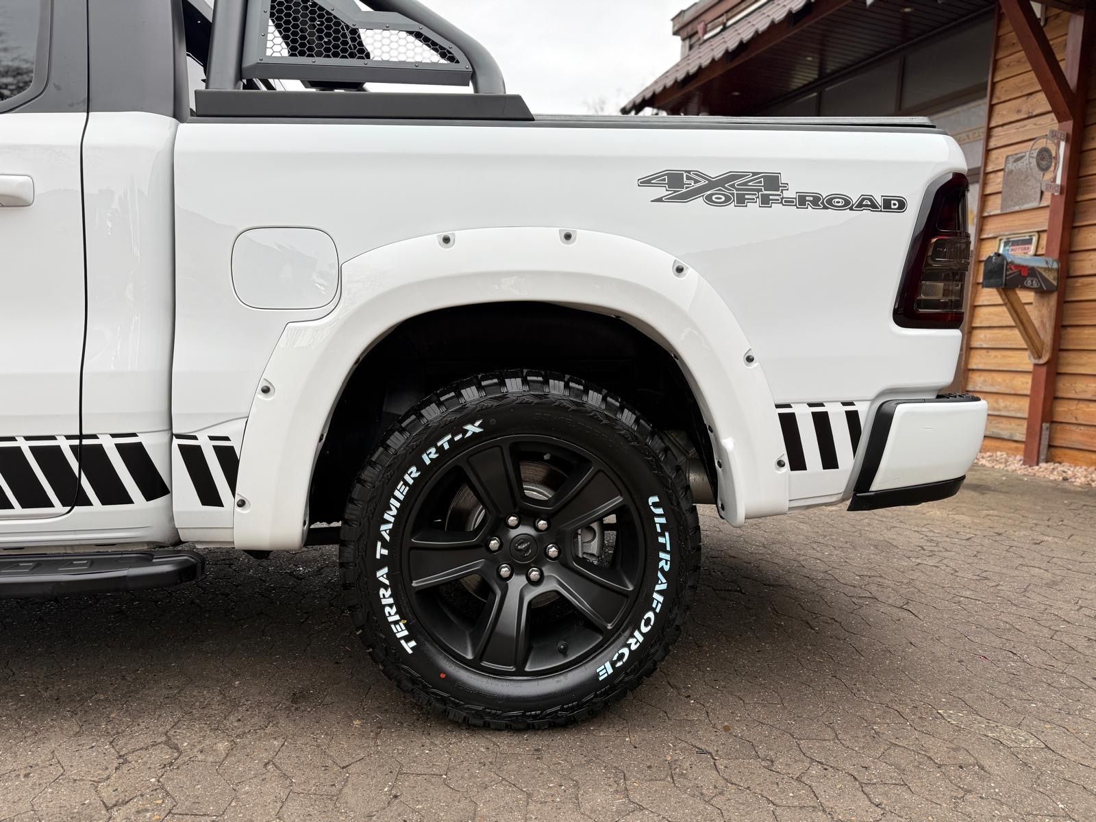 Dodge SPORT*LIFT*ROLLBAR*OFFROAD*4X4*NAVI*AHK*GARANTIE