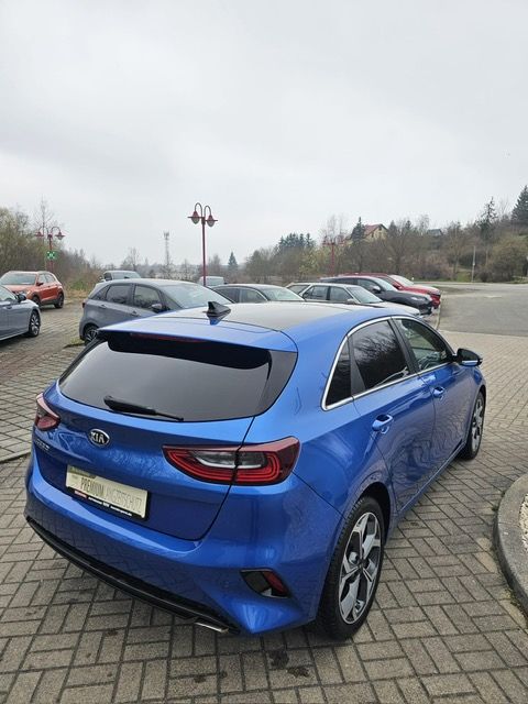 Kia Ceed 1.4 T-GDI Platinum Edition - Samsaru's Car Outlet