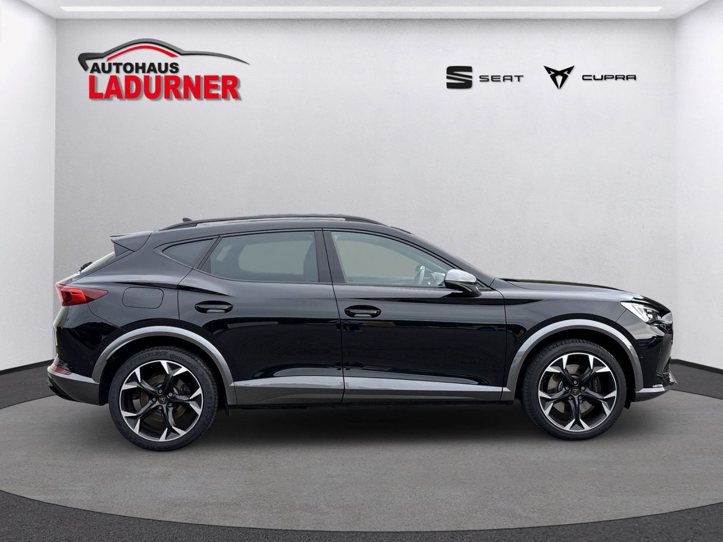 Cupra Formentor VZ e-HYBRID *AHK PANODACH +NAVI+LED*