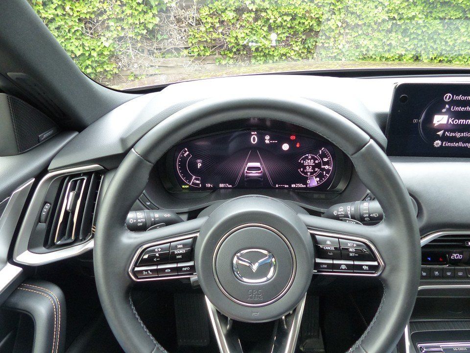 Mazda CX-80 2.5L e-SKYACTIV PHEV Homura Plus mit Anhän